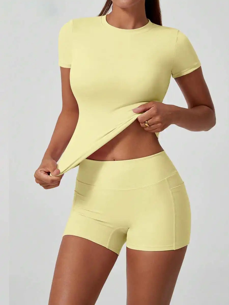 Women's Seamless Yellow Yoga Shorts Set With High Waist