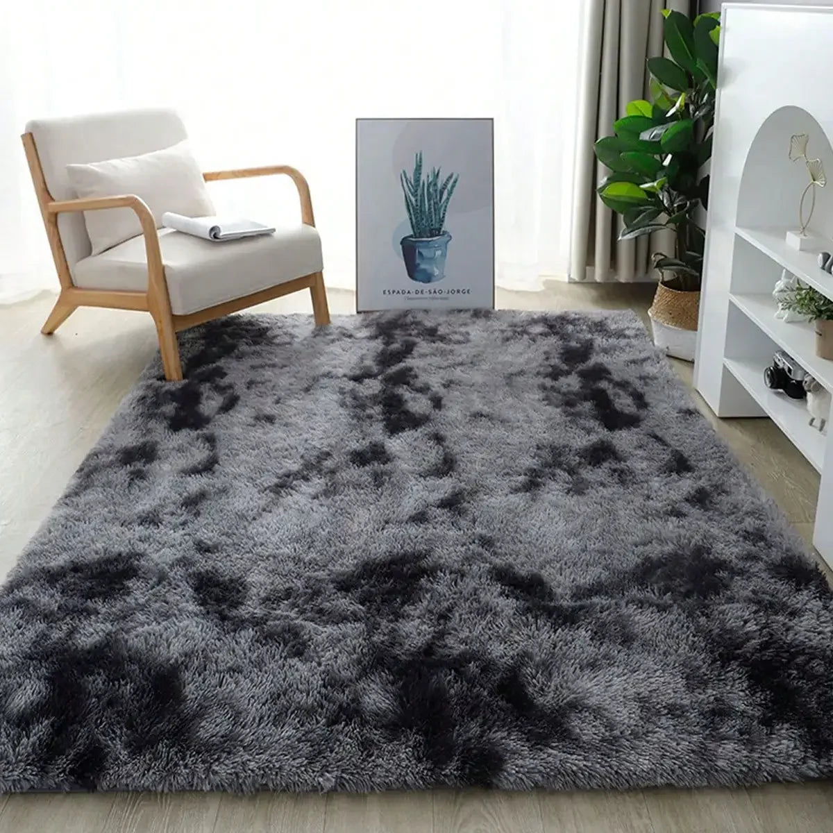 Soft Thick Non Slip Polyester Plush Long Pile Carpet